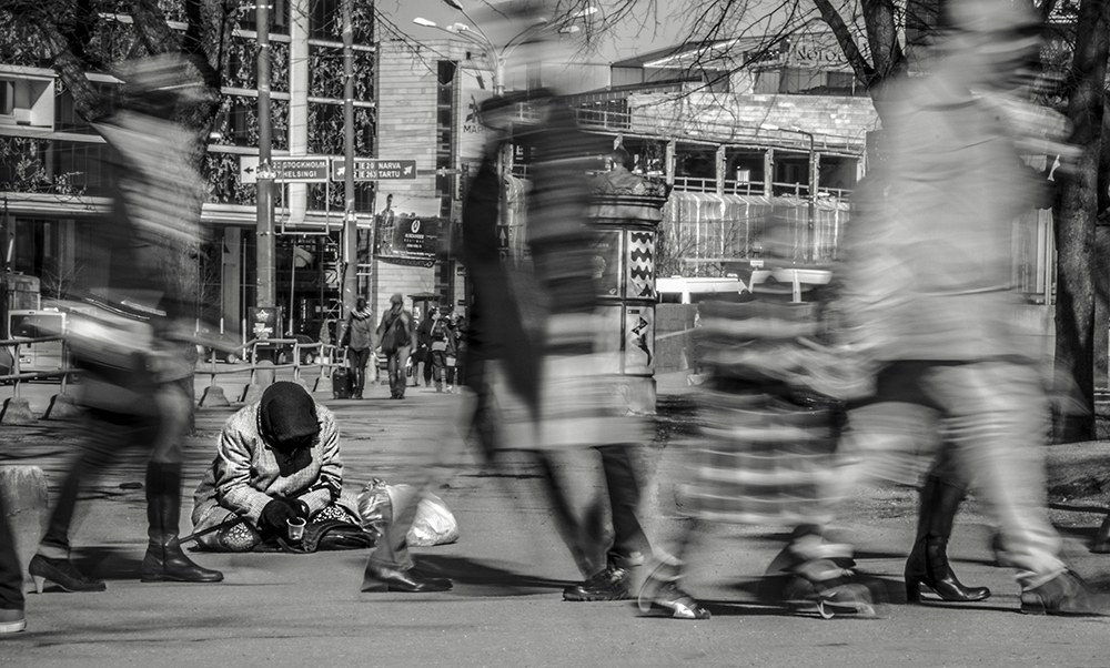 Begging for Change: A Comparative Analysis of How the Media Frames ...
